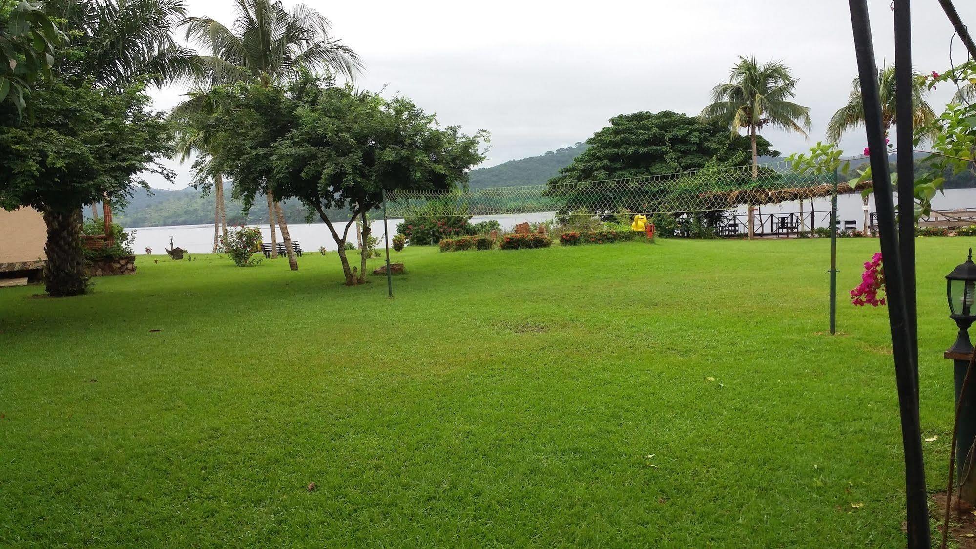Afrikiko River Front Resort Akosombo Εξωτερικό φωτογραφία