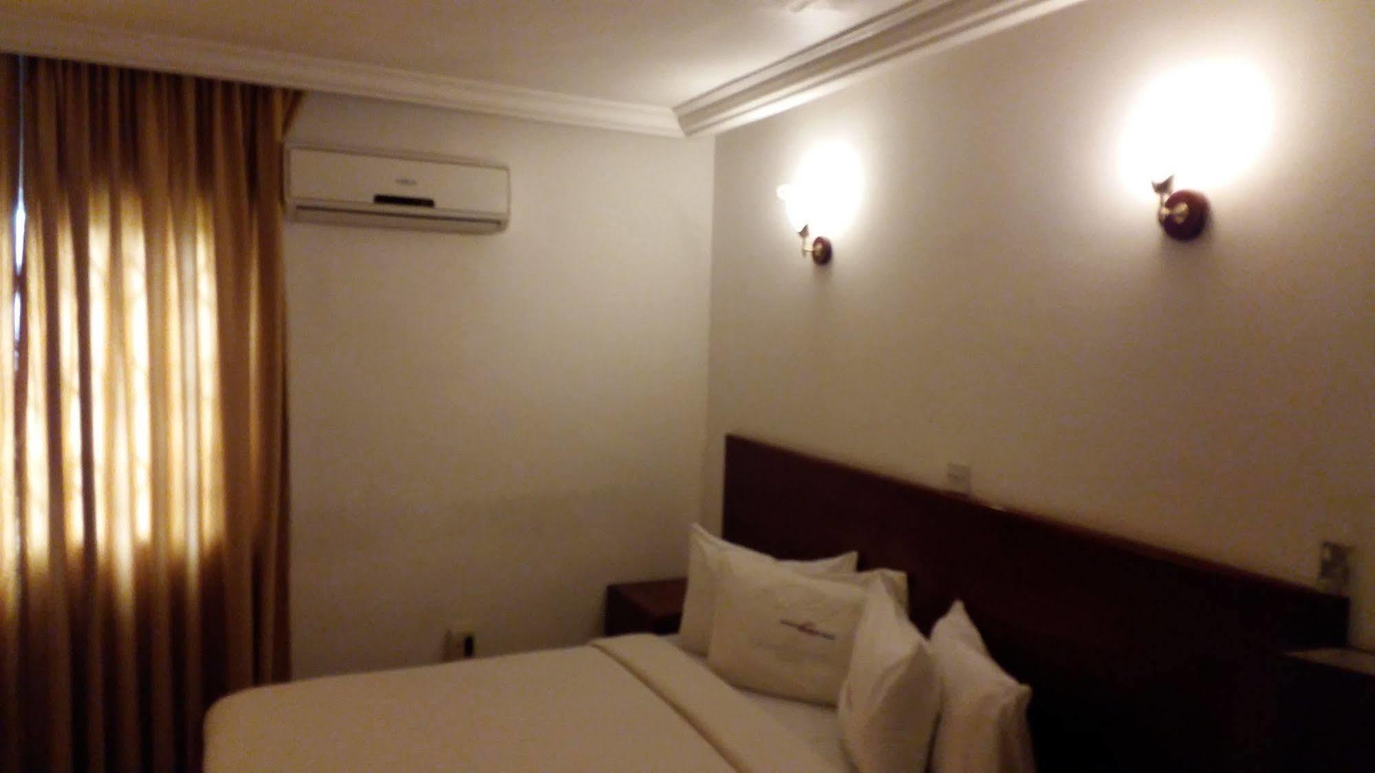 Afrikiko River Front Resort Akosombo Εξωτερικό φωτογραφία