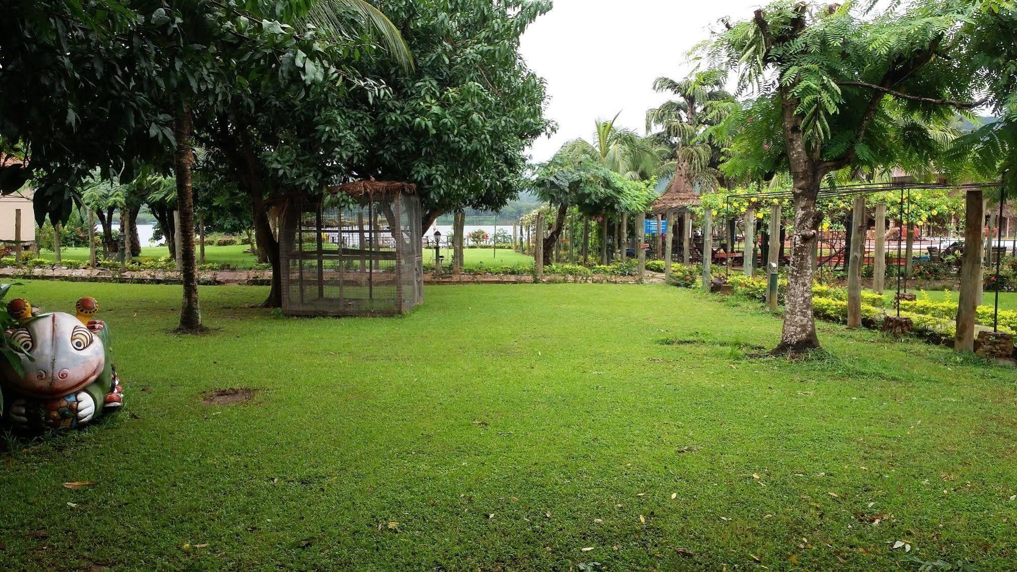 Afrikiko River Front Resort Akosombo Εξωτερικό φωτογραφία